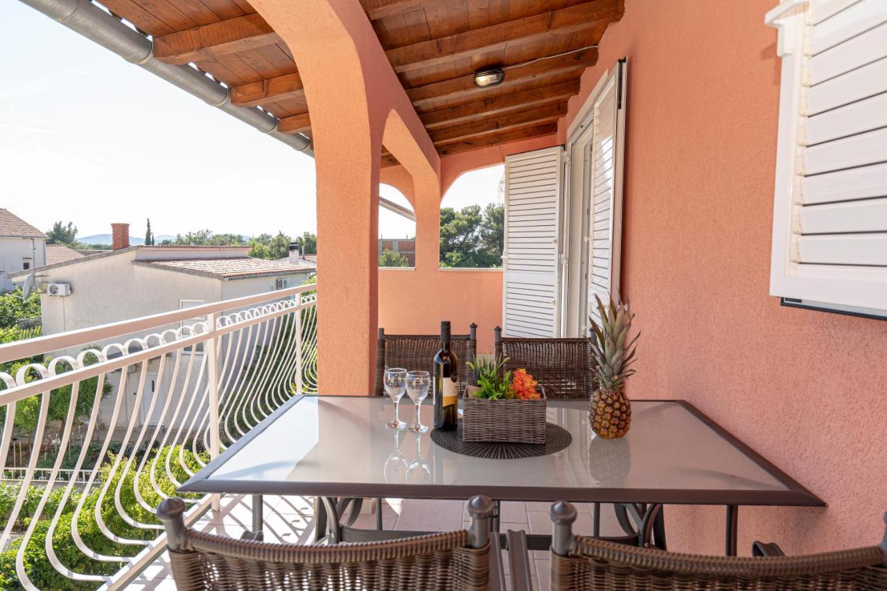 Seaview & Balcony Apartment Petra Jadrija Exterior foto