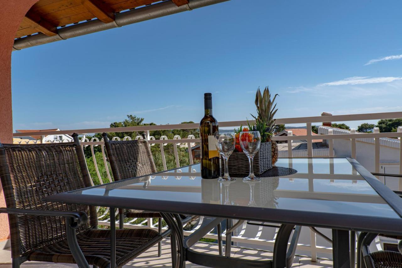 Seaview & Balcony Apartment Petra Jadrija Exterior foto